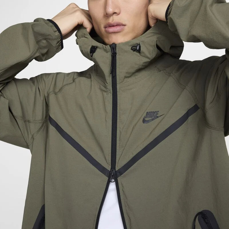 Nike Tech Windrunner