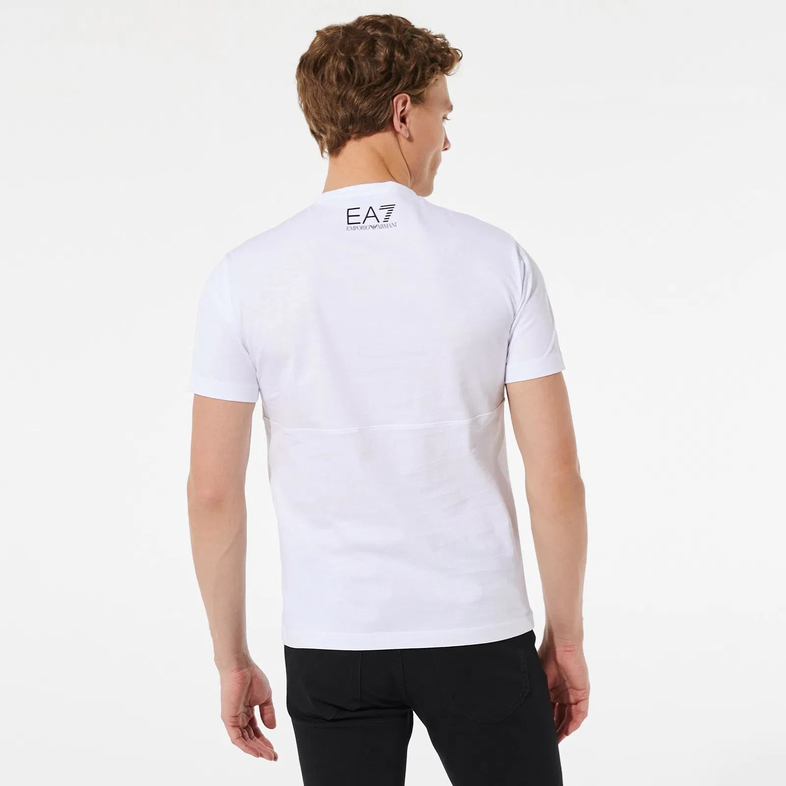 Emporio Armani Camiseta blanca de cuello redondo estampada EA7
