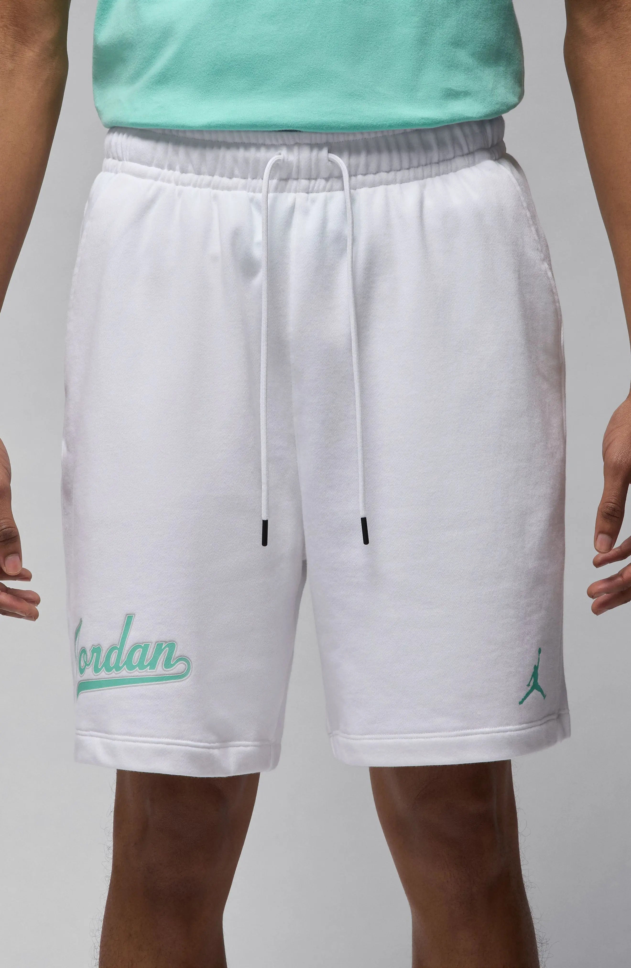 MVP Sweat Shorts Jordanin White/Emerald Rise