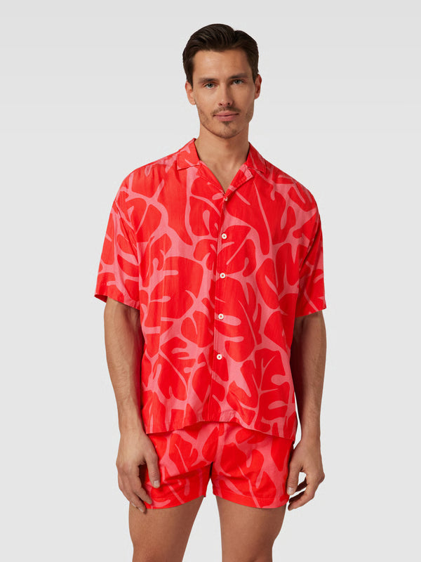 Boss Camisa casual con estampado integral en color rojo