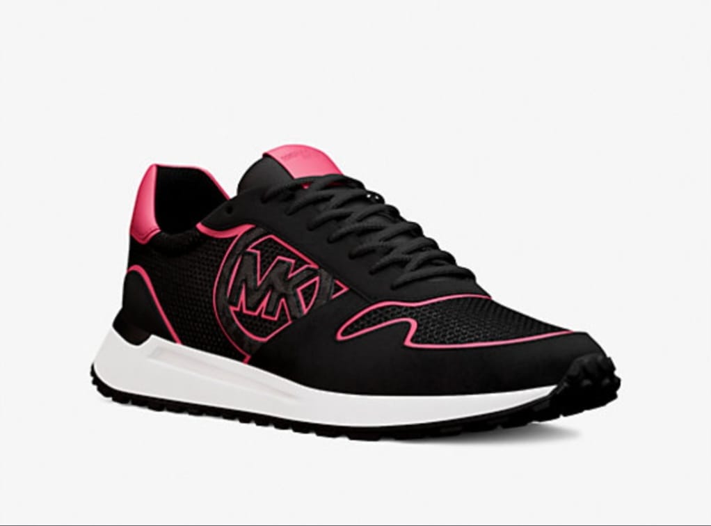 Zapatilla Dax de materiales mixtos