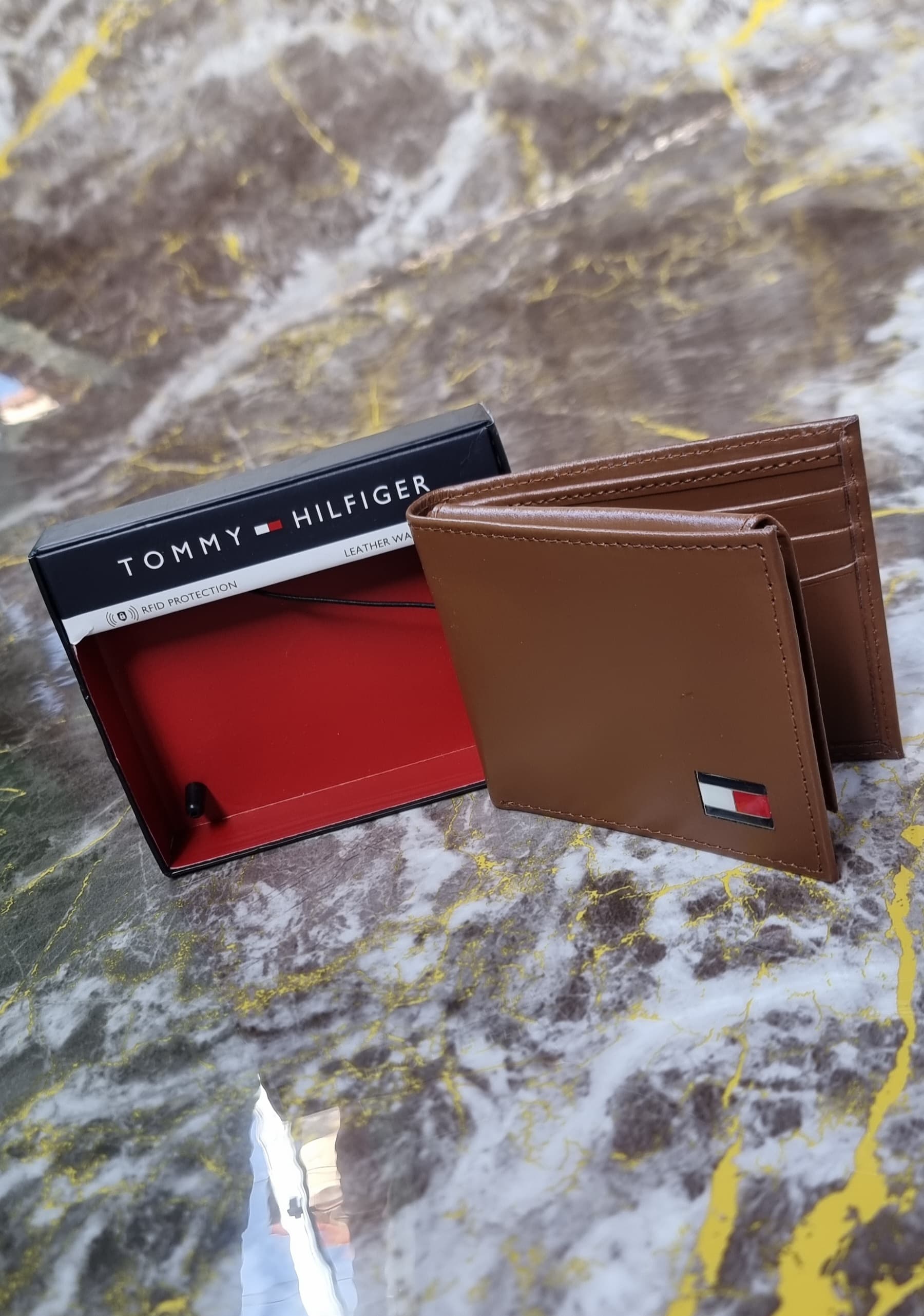 Billetera Tommy hilfiger