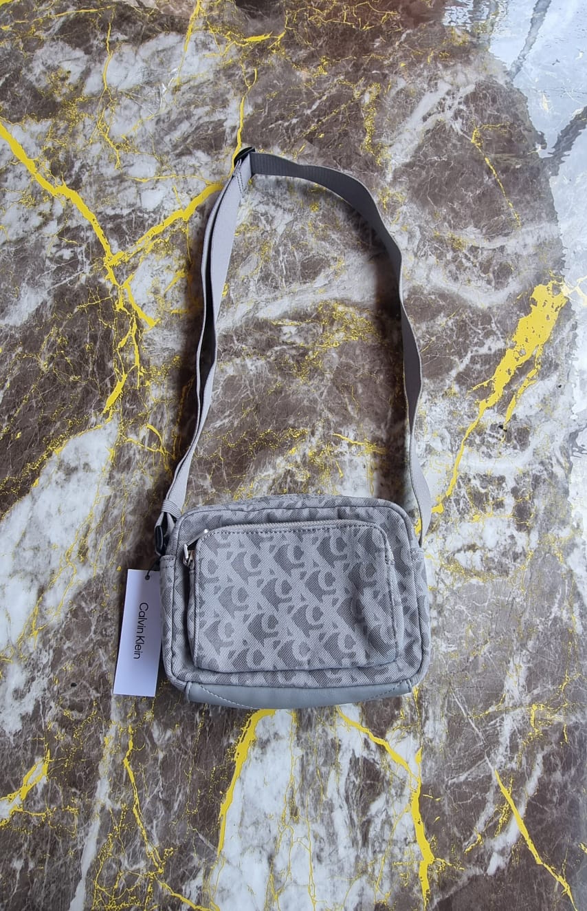 Morral Calvin Klein