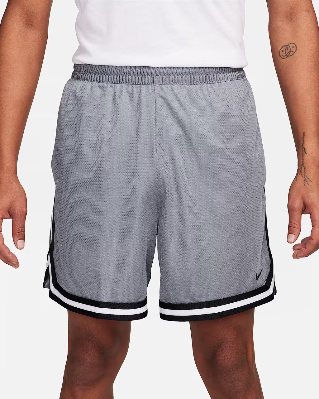 ADN Nike Shorts de básquetbol Dri-FIT de 15 cm para hombre