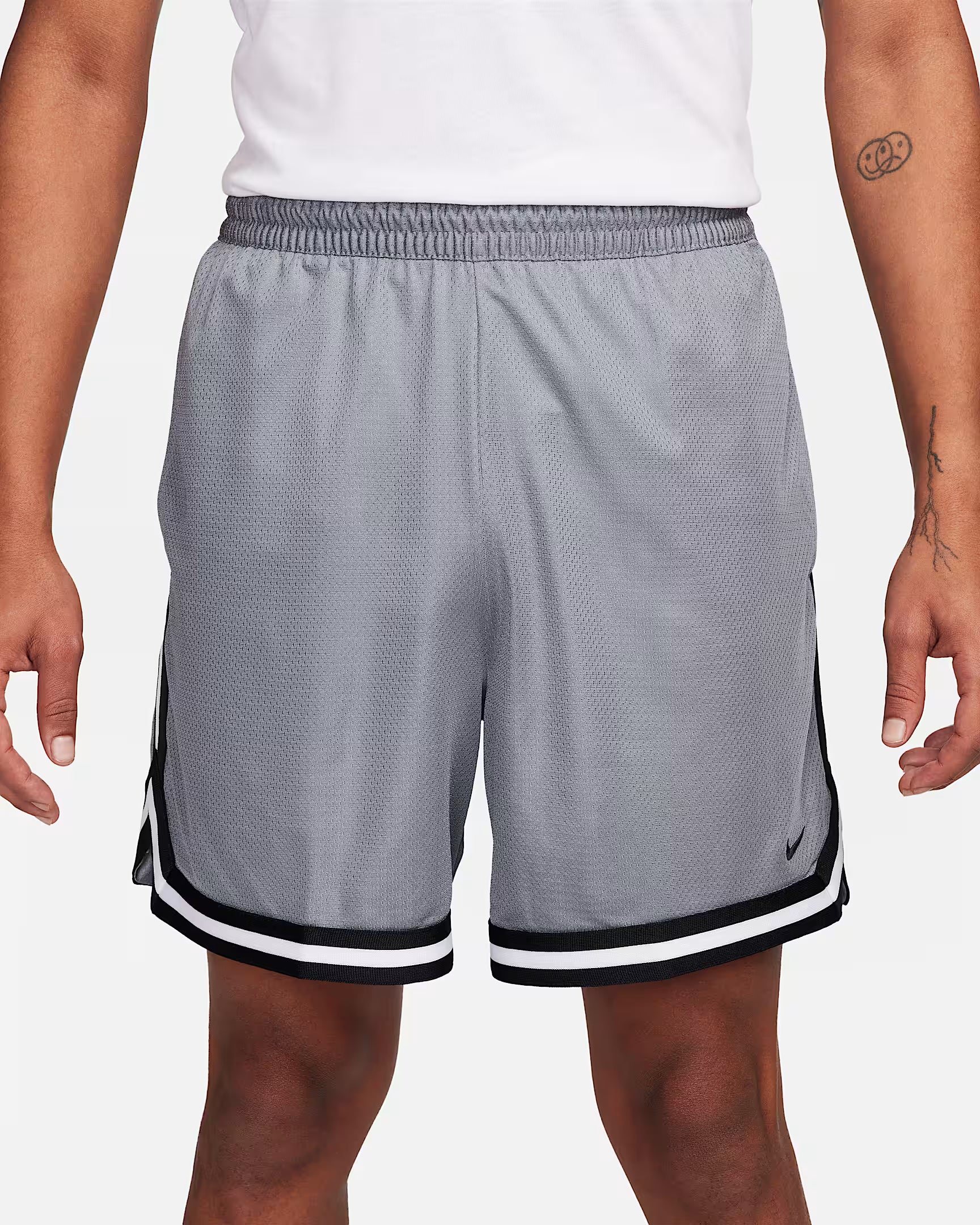 ADN Nike Shorts de básquetbol Dri-FIT de 15 cm para hombre