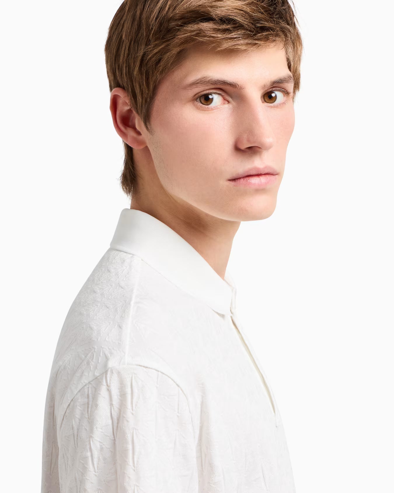 Armani Exchange Polo de corte regular con logotipo tono sobre tono por todas partes