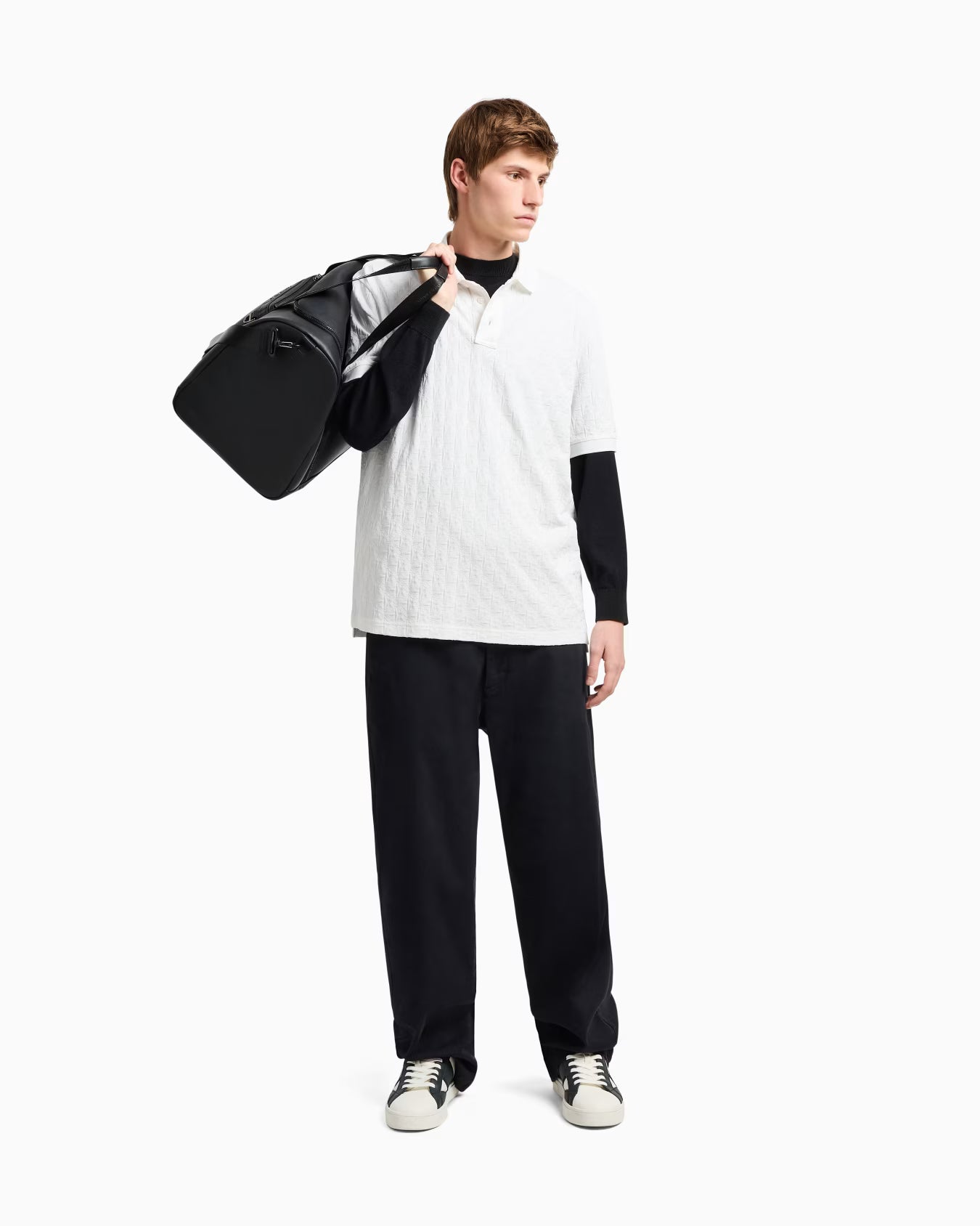 Armani Exchange Polo de corte regular con logotipo tono sobre tono por todas partes