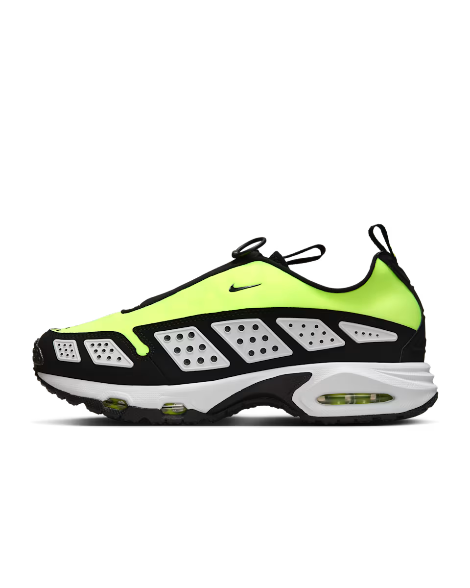 Nike Air Max SNDR Volt and Black